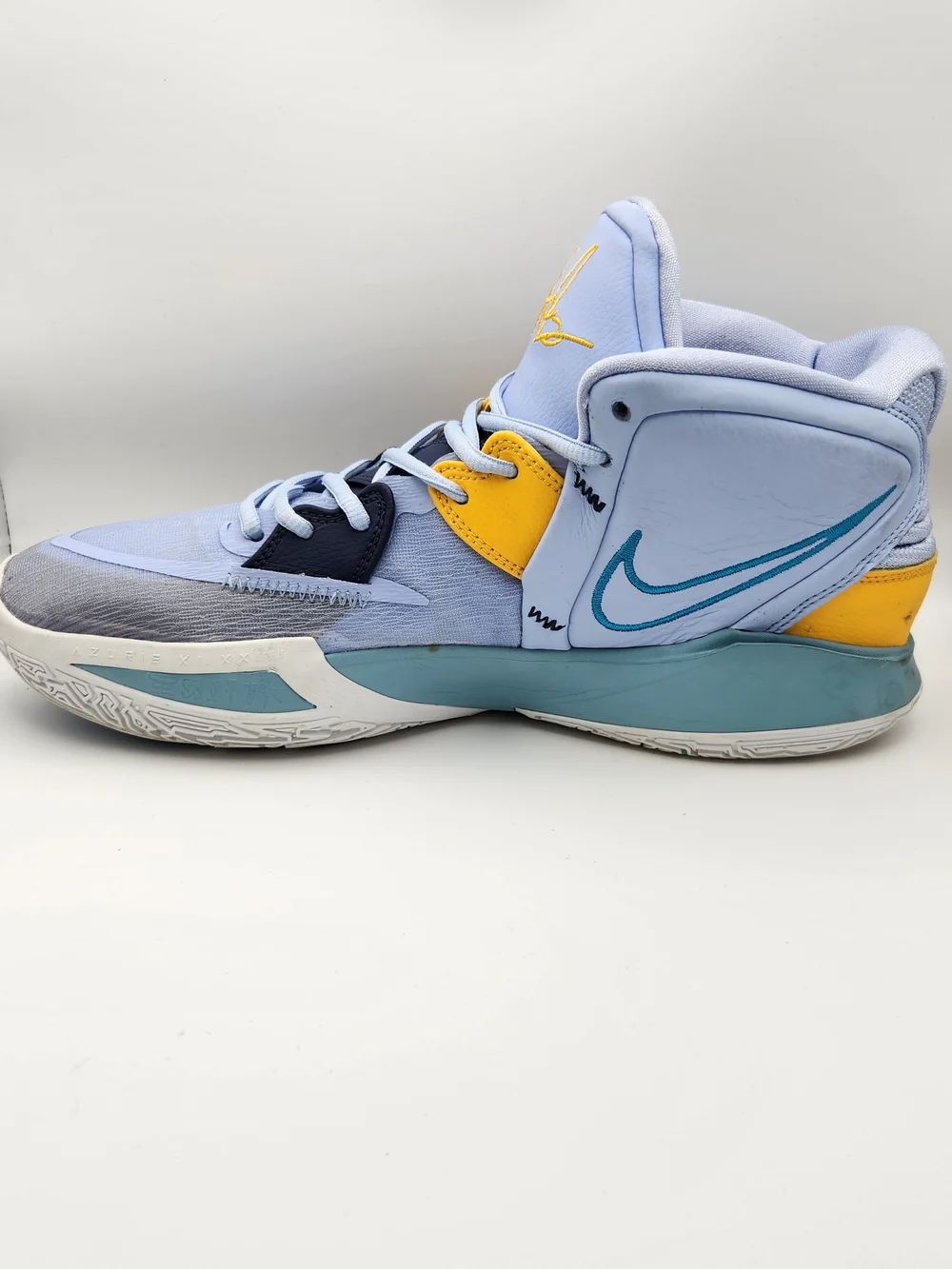 Nike Kyrie Infinity Light Marine/Laser Blue Mens Basketball Shoes 2022 Size 11.5